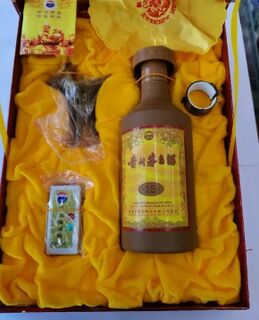 赤峰24小时回收闲置茅台酒瓶摆件 相关图片