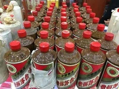 南宁武鸣大量高价回收酒瓶子 生肖茅台酒瓶回收 相关图片