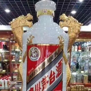 恩施长期回收三十年茅台酒瓶高价回收路易十三 相关图片